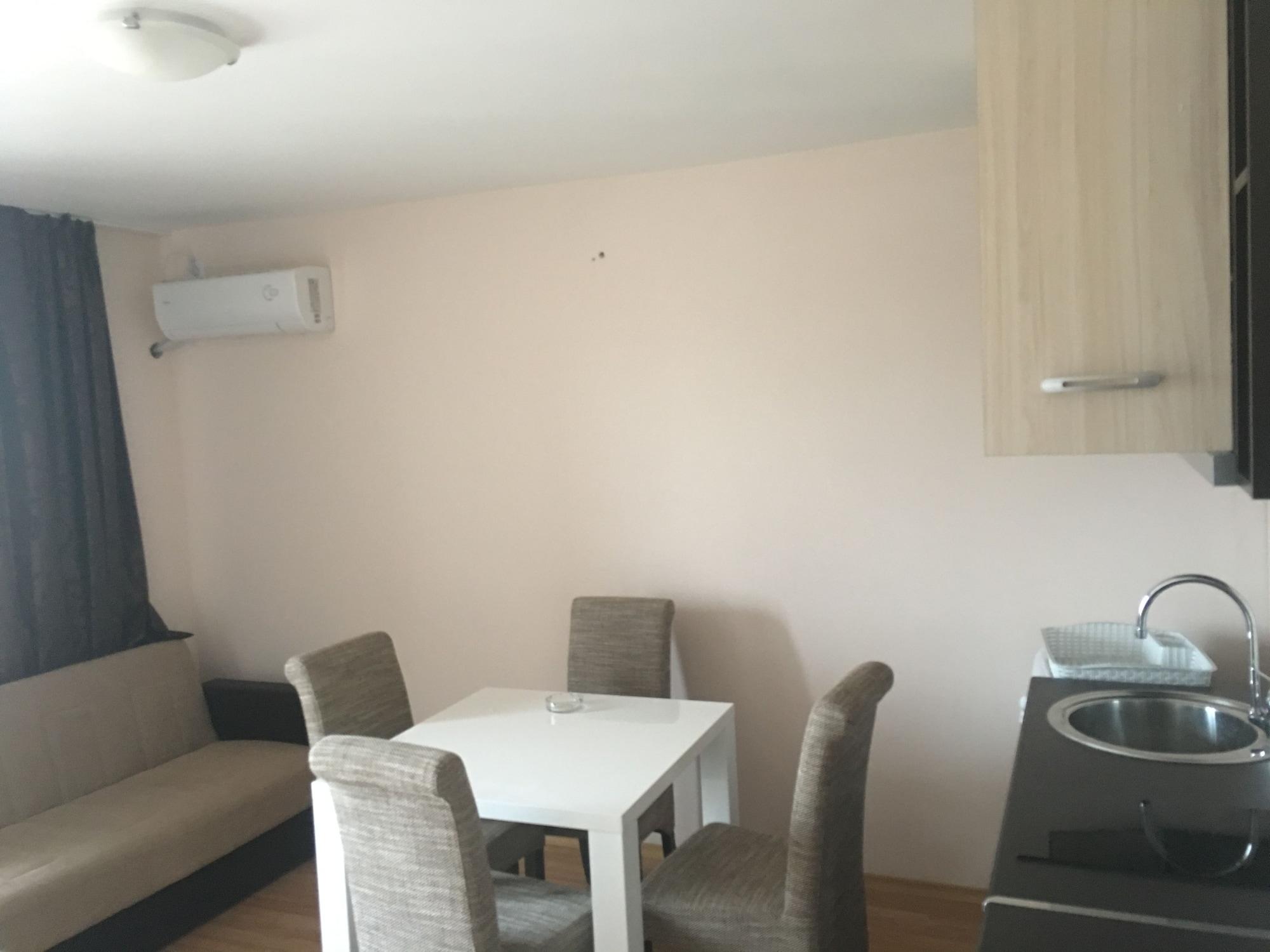 Palace De Luxe Apartments Pomorie Eksteriør bilde