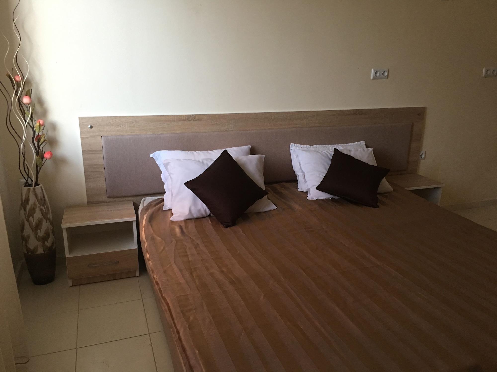 Palace De Luxe Apartments Pomorie Eksteriør bilde