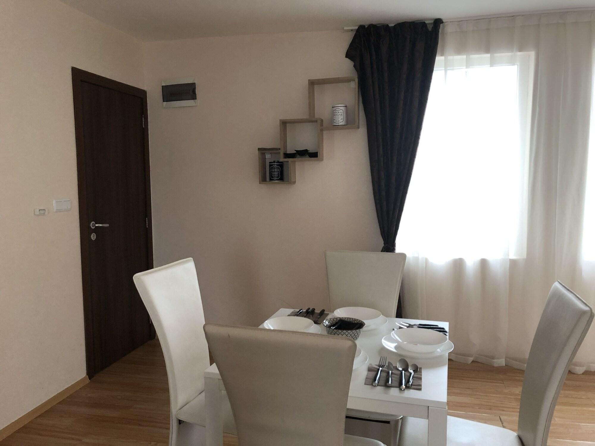 Palace De Luxe Apartments Pomorie Eksteriør bilde