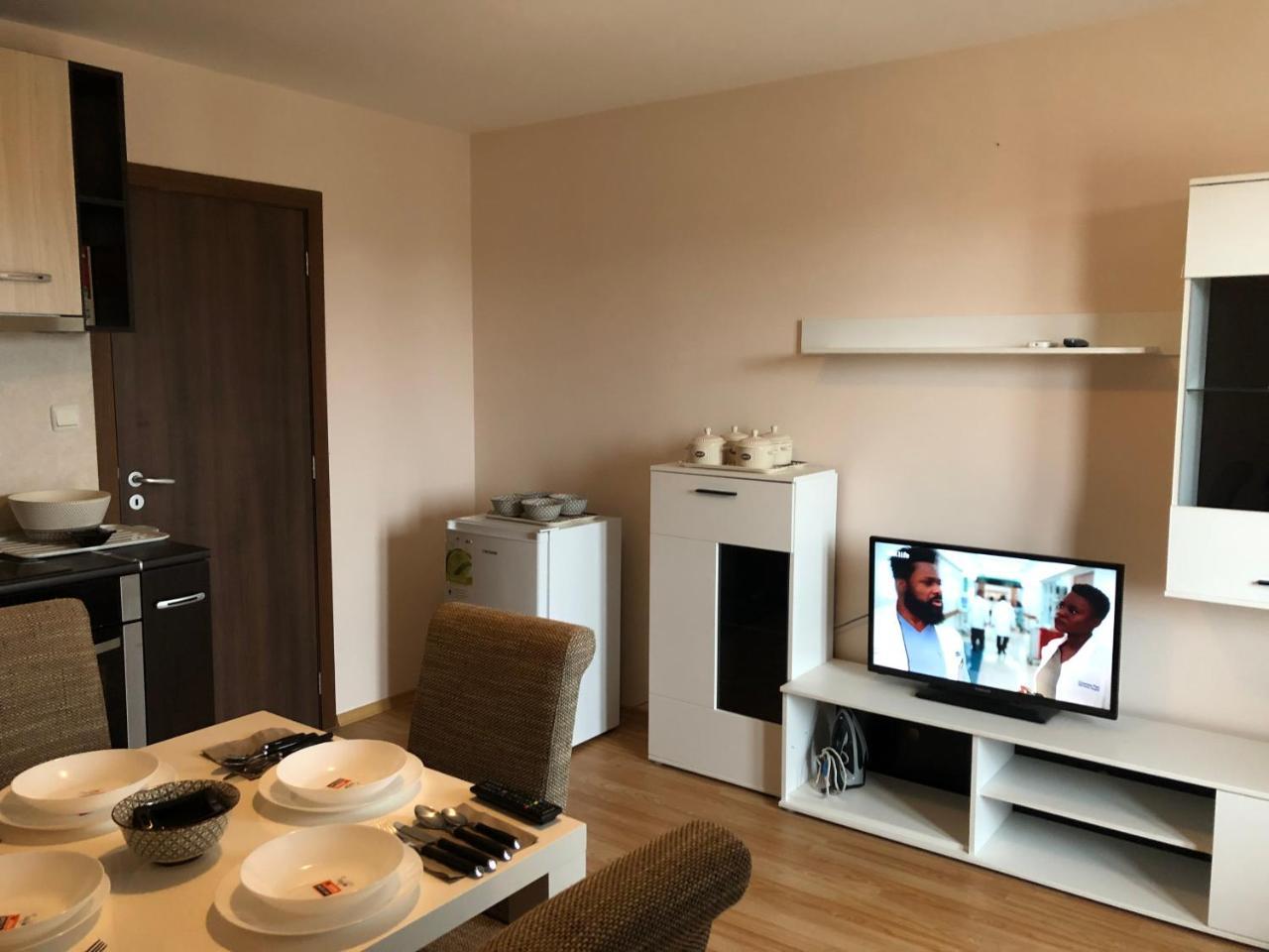 Palace De Luxe Apartments Pomorie Eksteriør bilde