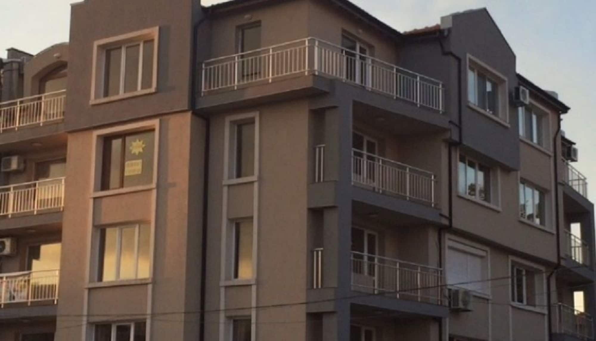 Palace De Luxe Apartments Pomorie Eksteriør bilde